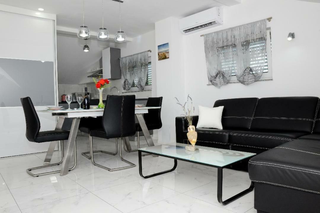 Apartment Olive Jovici  Εξωτερικό φωτογραφία